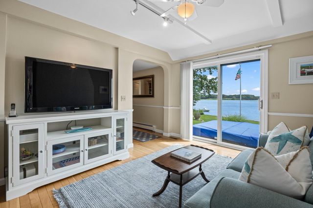 45 Seth Lane, South Yarmouth, MA 02664