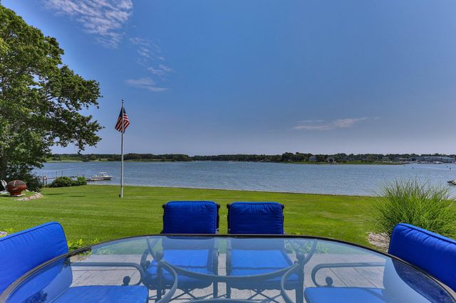 45 Seth Lane, South Yarmouth, MA 02664