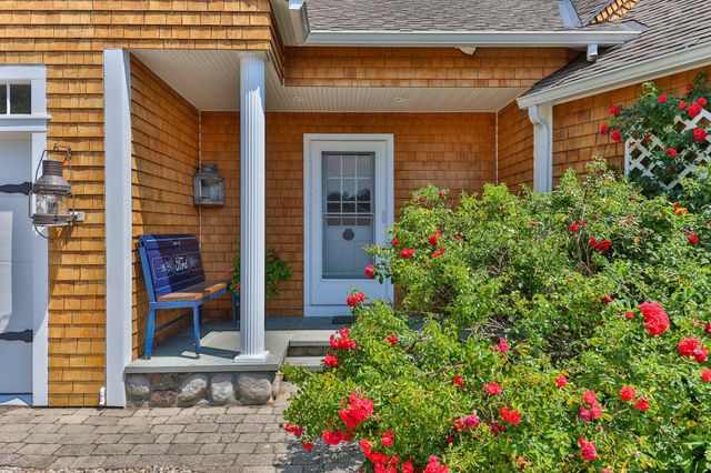 45 Seth Lane, South Yarmouth, MA 02664