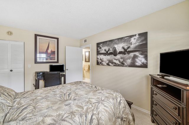 2700 SW 22nd Avenue 1409, Delray Beach, FL 33445