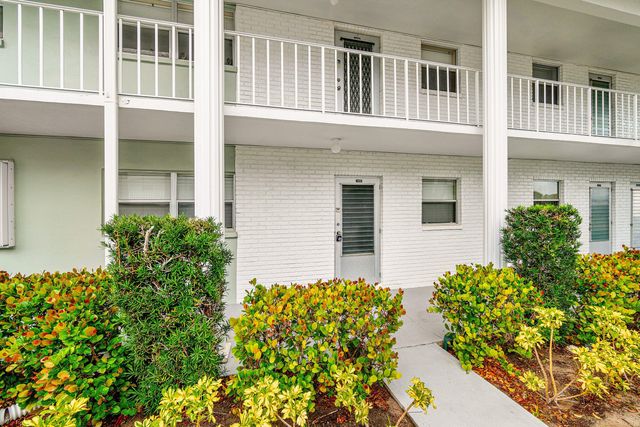 2700 SW 22nd Avenue 1409, Delray Beach, FL 33445