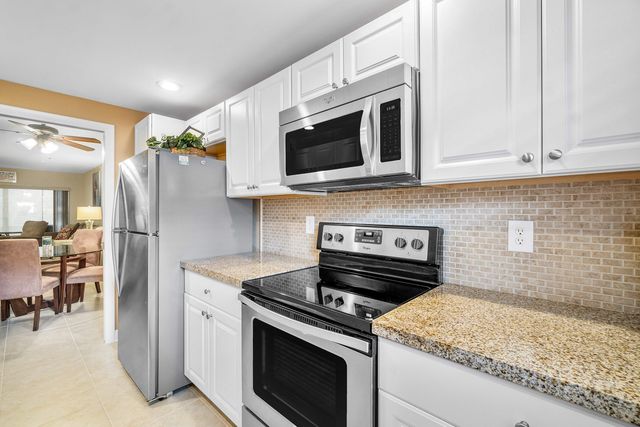 2700 SW 22nd Avenue 1409, Delray Beach, FL 33445