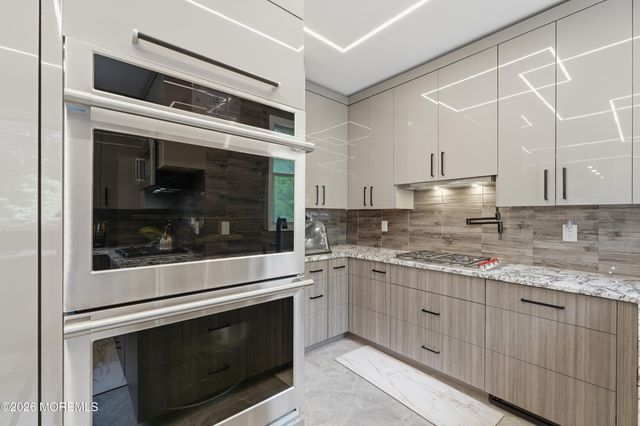 1232 Steeplechase Court, Toms River, NJ 08755