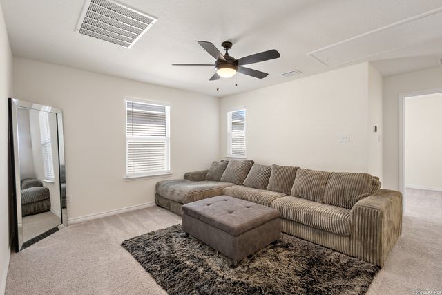 4631 OTRA OTRA DR, San Antonio, TX 78222