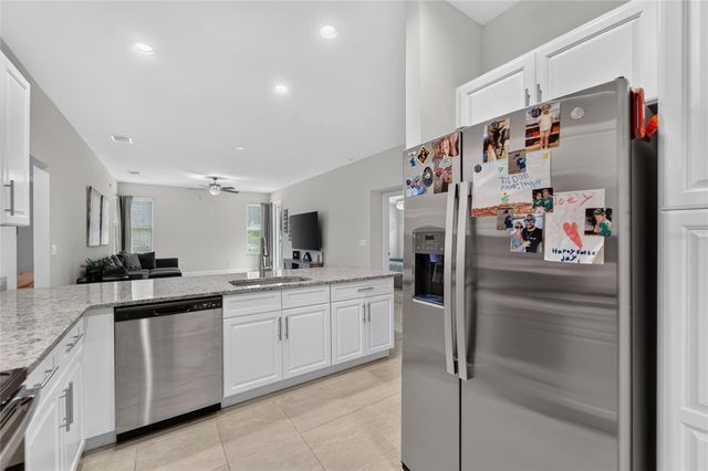 6144 DREW STREET, Brooksville, FL 34604