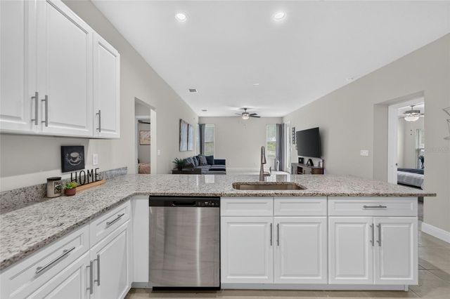 6144 DREW STREET, Brooksville, FL 34604