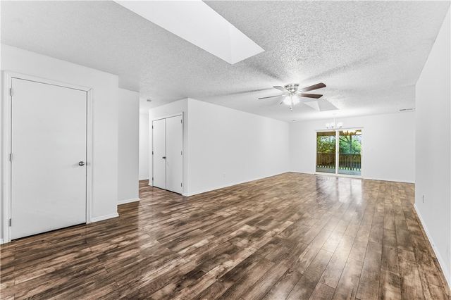 1704 SW D Street, Bentonville, AR 72712