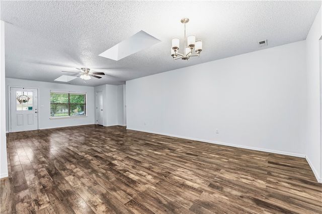 1704 SW D Street, Bentonville, AR 72712