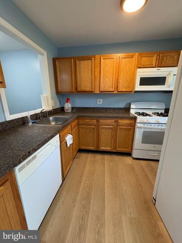 50 FREEDOM TRAIL, New Castle, DE 19720