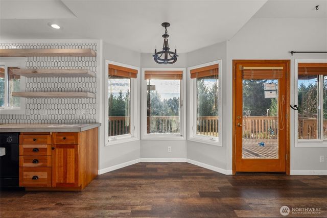 15 Spruce Lane, South Bend, WA 98586