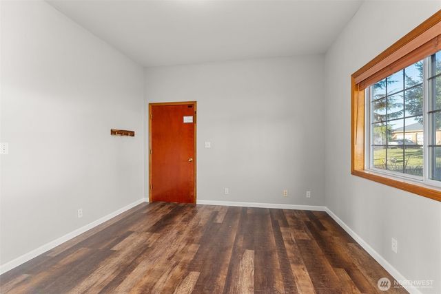 15 Spruce Lane, South Bend, WA 98586