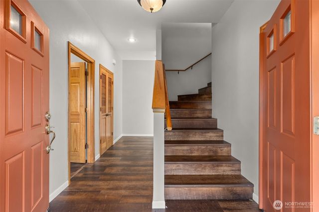 15 Spruce Lane, South Bend, WA 98586