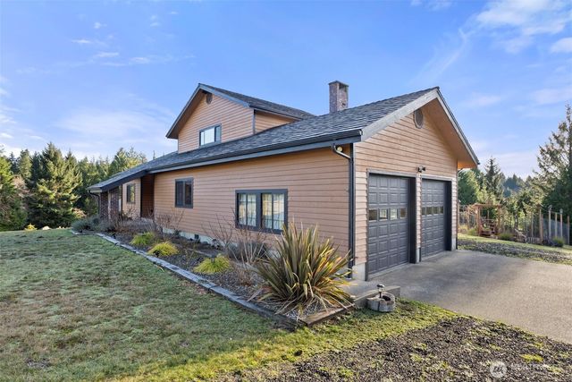 15 Spruce Lane, South Bend, WA 98586