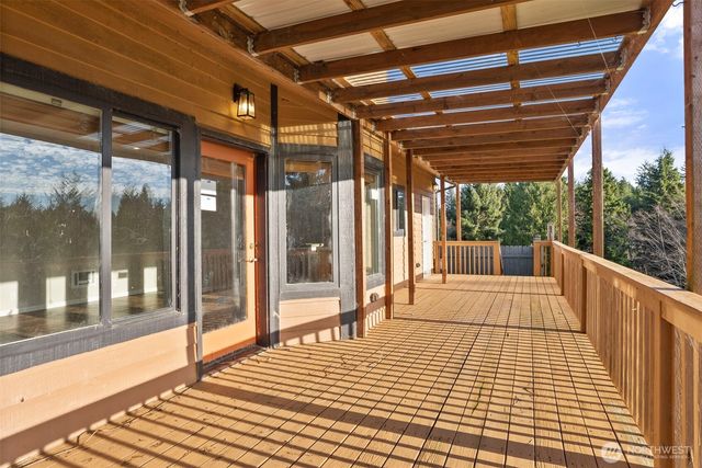 15 Spruce Lane, South Bend, WA 98586