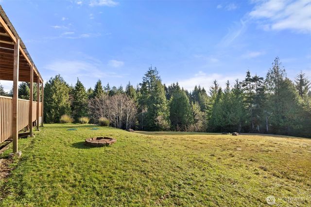 15 Spruce Lane, South Bend, WA 98586