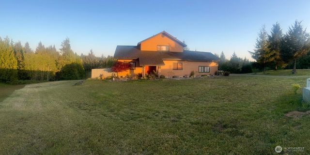 15 Spruce Lane, South Bend, WA 98586