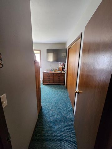 520 N 4th AVENUE, Redgranite, WI 54970