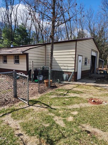 520 N 4th AVENUE, Redgranite, WI 54970