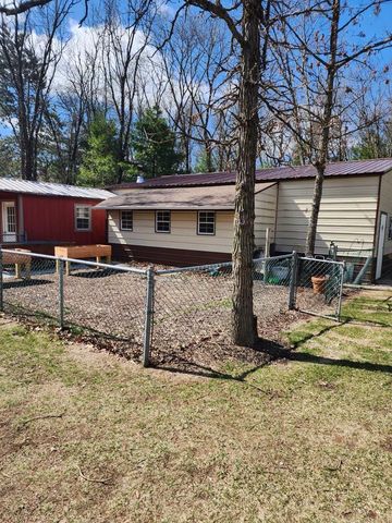 520 N 4th AVENUE, Redgranite, WI 54970