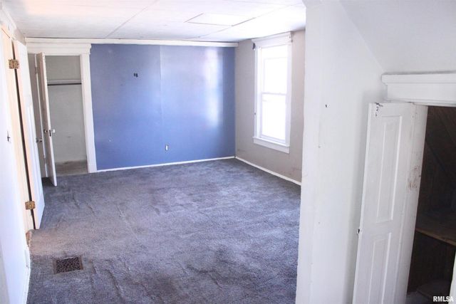 1603 Arlington Ave Avenue, Davenport, IA 52803