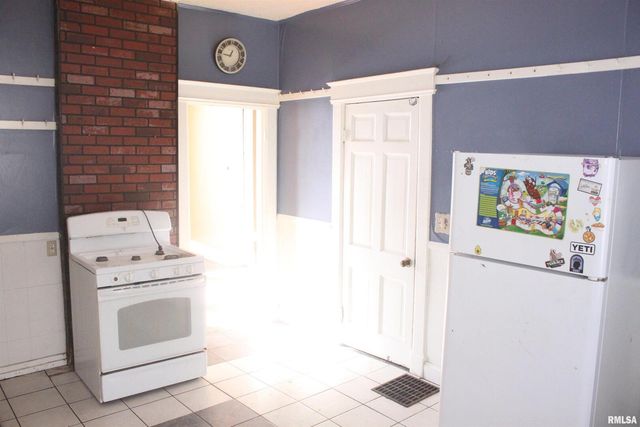 1603 Arlington Ave Avenue, Davenport, IA 52803