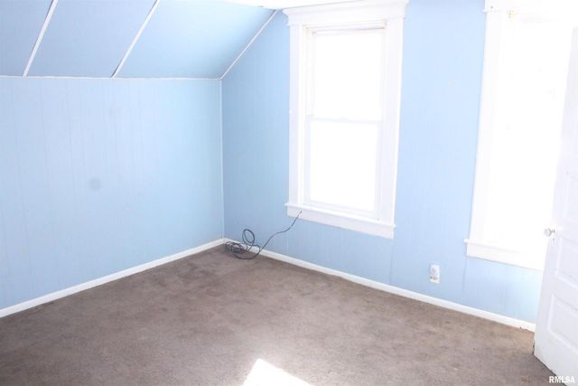 1603 Arlington Ave Avenue, Davenport, IA 52803