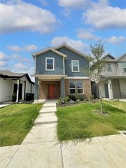 3065 Strawberry Farm Lane, Fort Worth, TX 76140