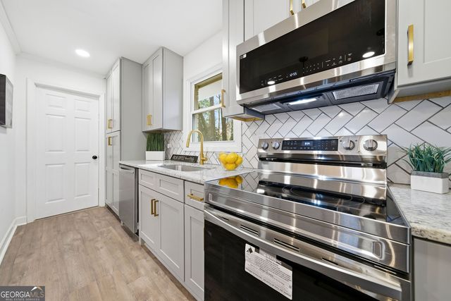 6500 SW Shannonlore Drive, South Fulton, GA 30349