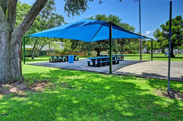 921 Marine Drive 110, Galveston, TX 77550