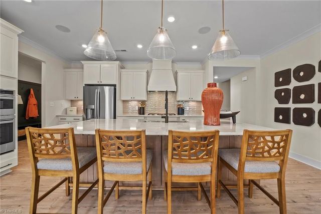 7811 Fairview Garden Trail, Clemmons, NC 27012
