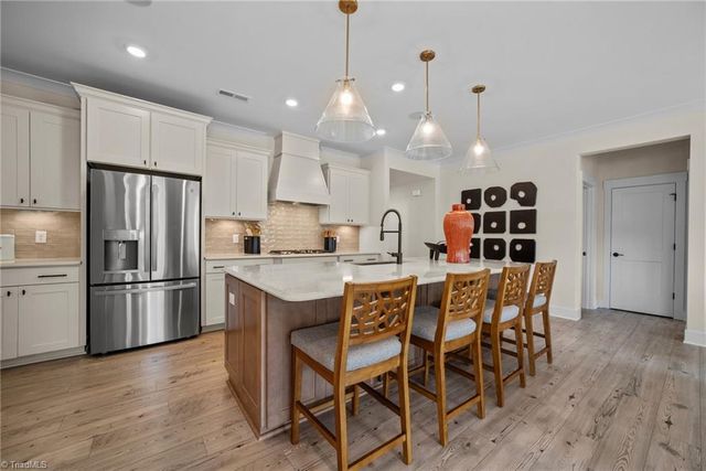 7811 Fairview Garden Trail, Clemmons, NC 27012