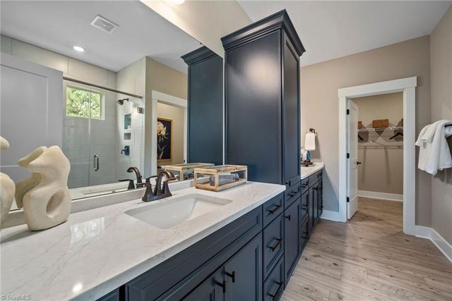 7811 Fairview Garden Trail, Clemmons, NC 27012