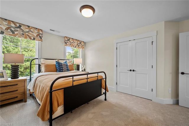 7811 Fairview Garden Trail, Clemmons, NC 27012