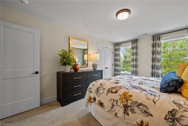 7811 Fairview Garden Trail, Clemmons, NC 27012