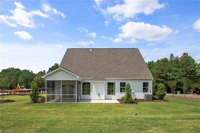 7811 Fairview Garden Trail, Clemmons, NC 27012