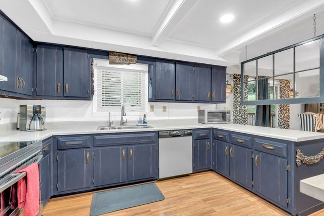 130 Shane Lee Cir, Dover, TN 37058