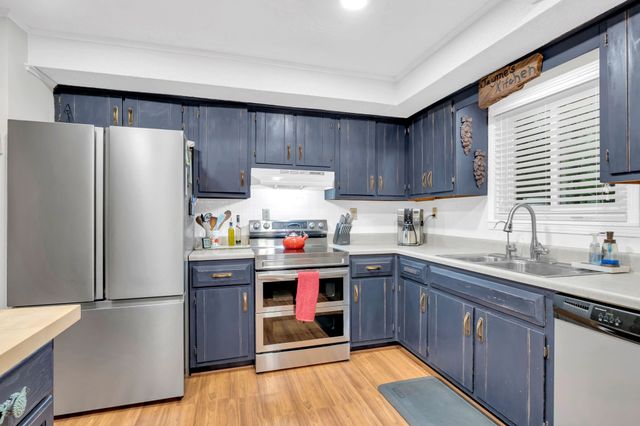130 Shane Lee Cir, Dover, TN 37058
