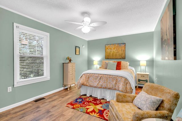 130 Shane Lee Cir, Dover, TN 37058