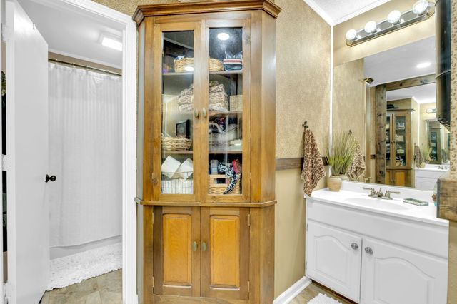 130 Shane Lee Cir, Dover, TN 37058