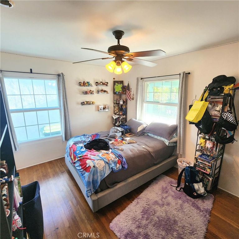 Image 11 of property listing at 8806 De Haviland, Los Angeles, CA 90045