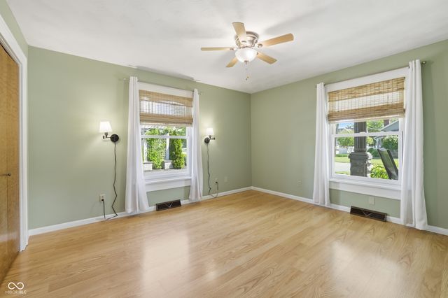 506 S Center Street, Plainfield, IN 46168
