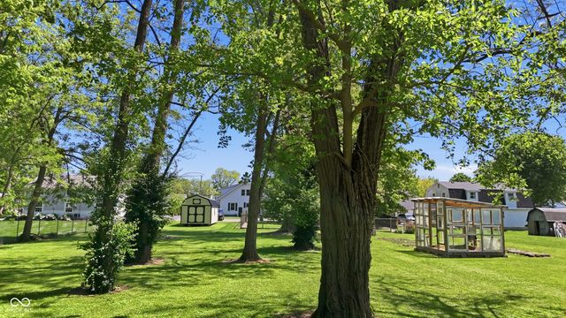 506 S Center Street, Plainfield, IN 46168