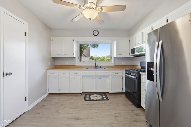 506 S Center Street, Plainfield, IN 46168