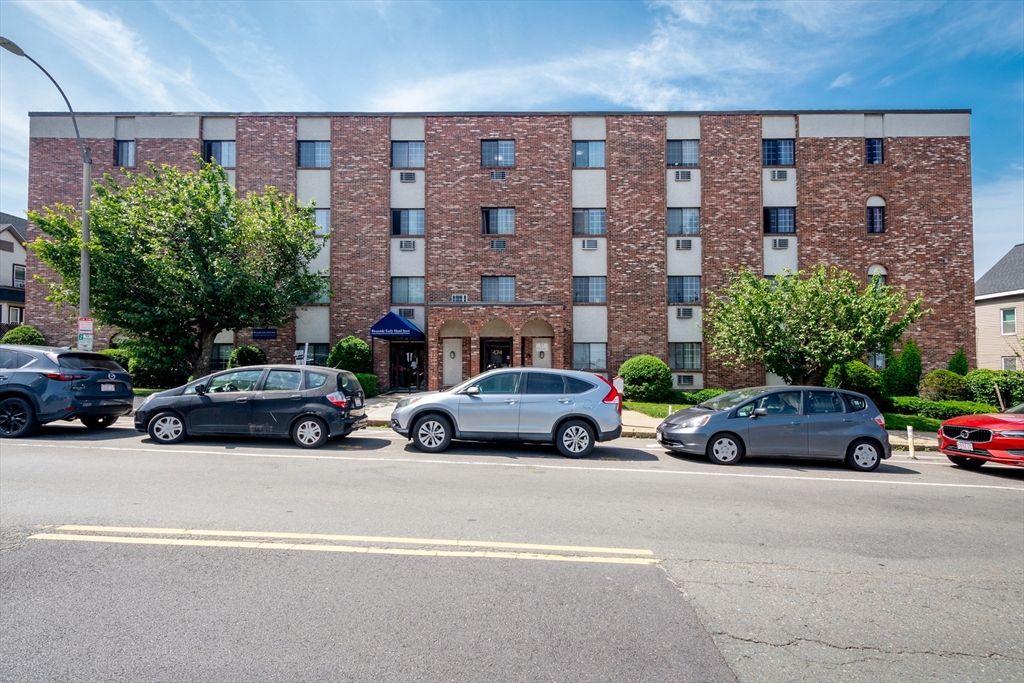 474 Broadway 46, Somerville, MA 02145