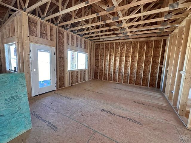 1020 N Kirkwood Dr, Pueblo West, CO 81007