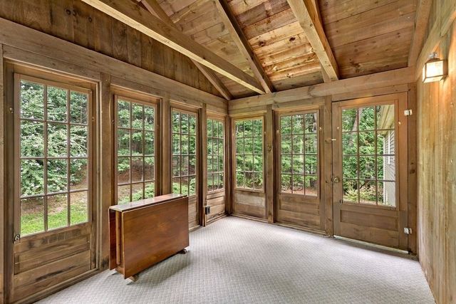 17 Lascala Ave, Plymouth, MA 02360