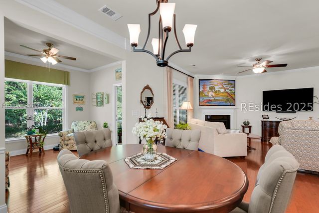 895 Knollwood Ct, Okatie, SC 29909