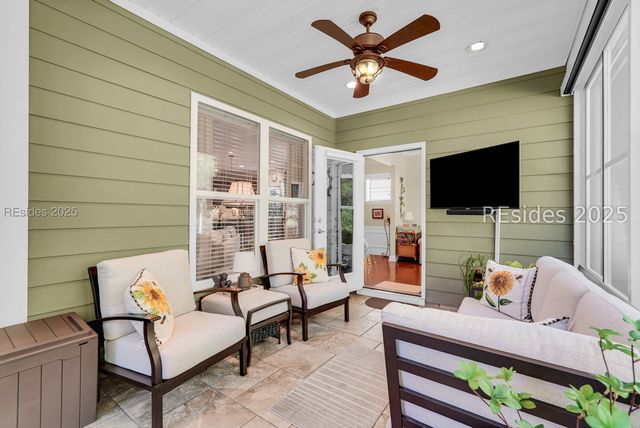 895 Knollwood Ct, Okatie, SC 29909