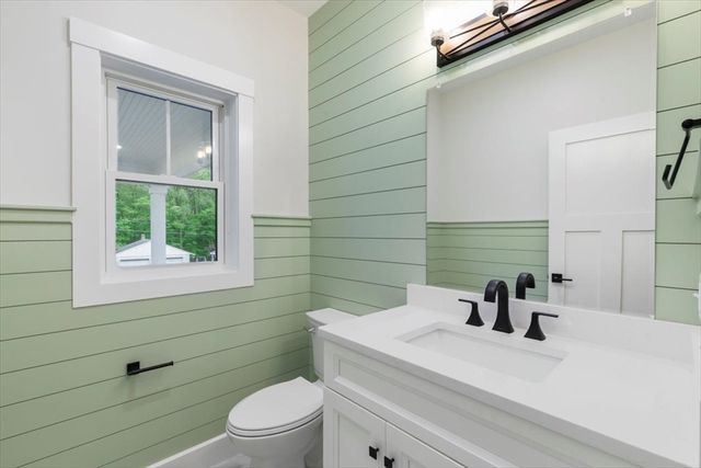 14 Corliss Hill Rd., Haverhill, MA 01830