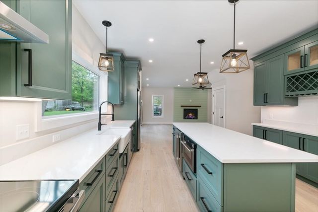 14 Corliss Hill Rd., Haverhill, MA 01830